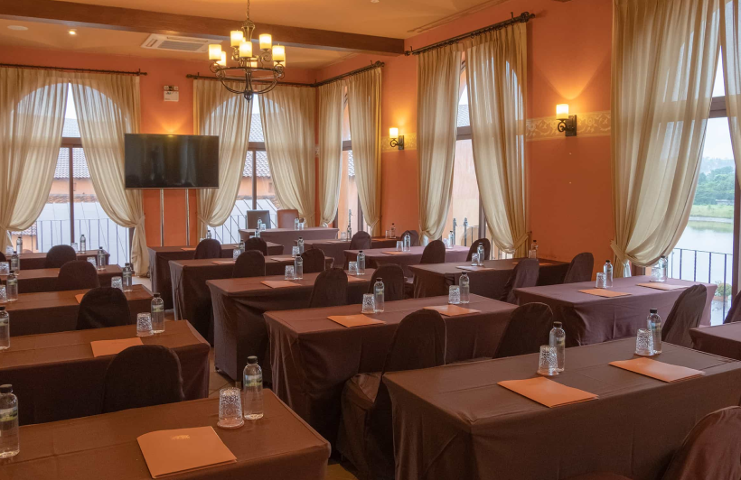 lago_meeting_room